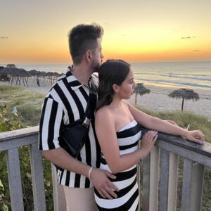 TOUR A PIE NOCTURNO POR VARADERO, CÓCTELES, CENA Y MÚSICA