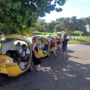 TOUR POR VARADERO EN COCOTAXIS