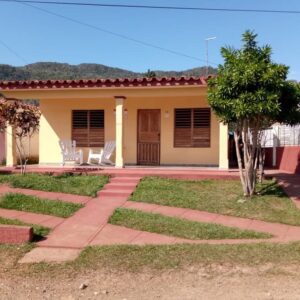 CASA JUAN JOSÉ Y CORA