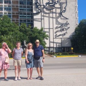 HABANA ANTIGUA Y MODERNA DESDE VARADERO